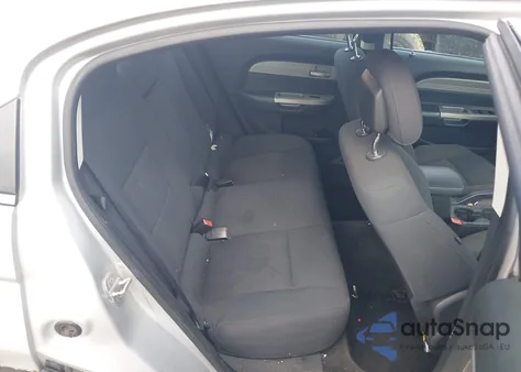 2010 Chrysler Sebring Touring z USA, uszkodzony, nr VIN 1C3CC4FB0AN236743